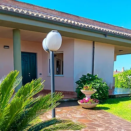 וילה Dal Pescatore - Elegant Retreat Between Anzio & With Garden And Refined Patio - Train Station 500mt *