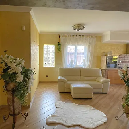Dal Pescatore - Elegant Retreat Between Anzio & With Garden And Refined Patio - Train Station 500mt וילה *