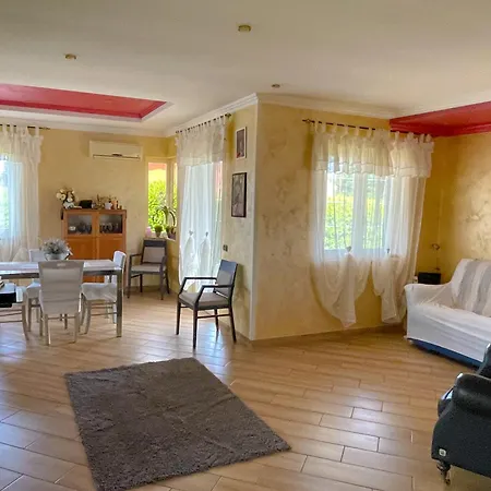 Dal Pescatore - Elegant Retreat Between Anzio & With Garden And Refined Patio - Train Station 500mt * נטונו