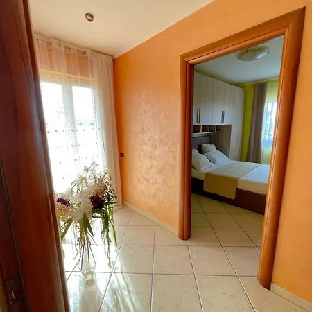וילה Dal Pescatore - Elegant Retreat Between Anzio & With Garden And Refined Patio - Train Station 500mt *